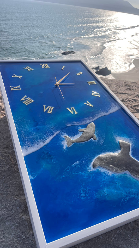 Colas de Ballenas - Reloj